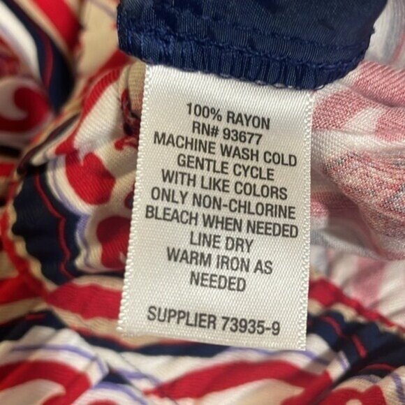 Liz Claiborne Wide Leg Pants Women Size 18 Flat Front Comfort Red Blue Geo Print - Picture 6 of 15